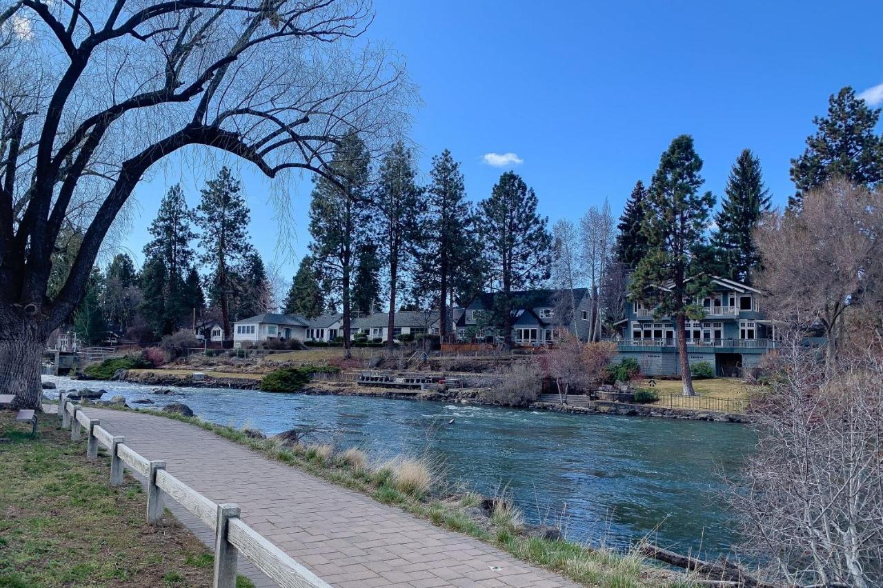 Deschutes Riverside Escape Hotel Bend Exterior photo